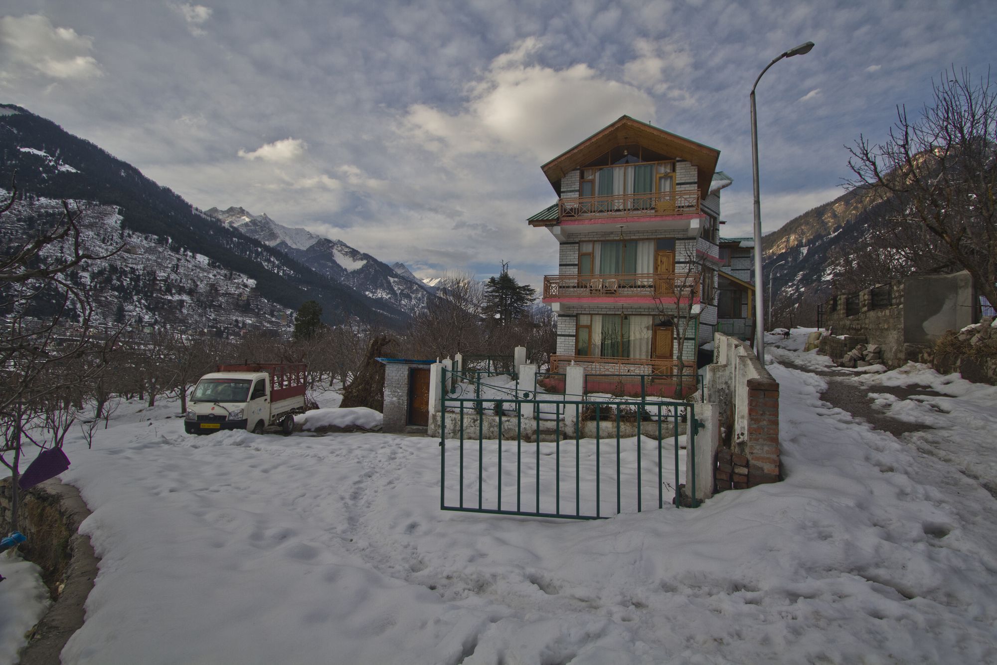 Hotel Mountain Face مايالي المظهر الخارجي الصورة
