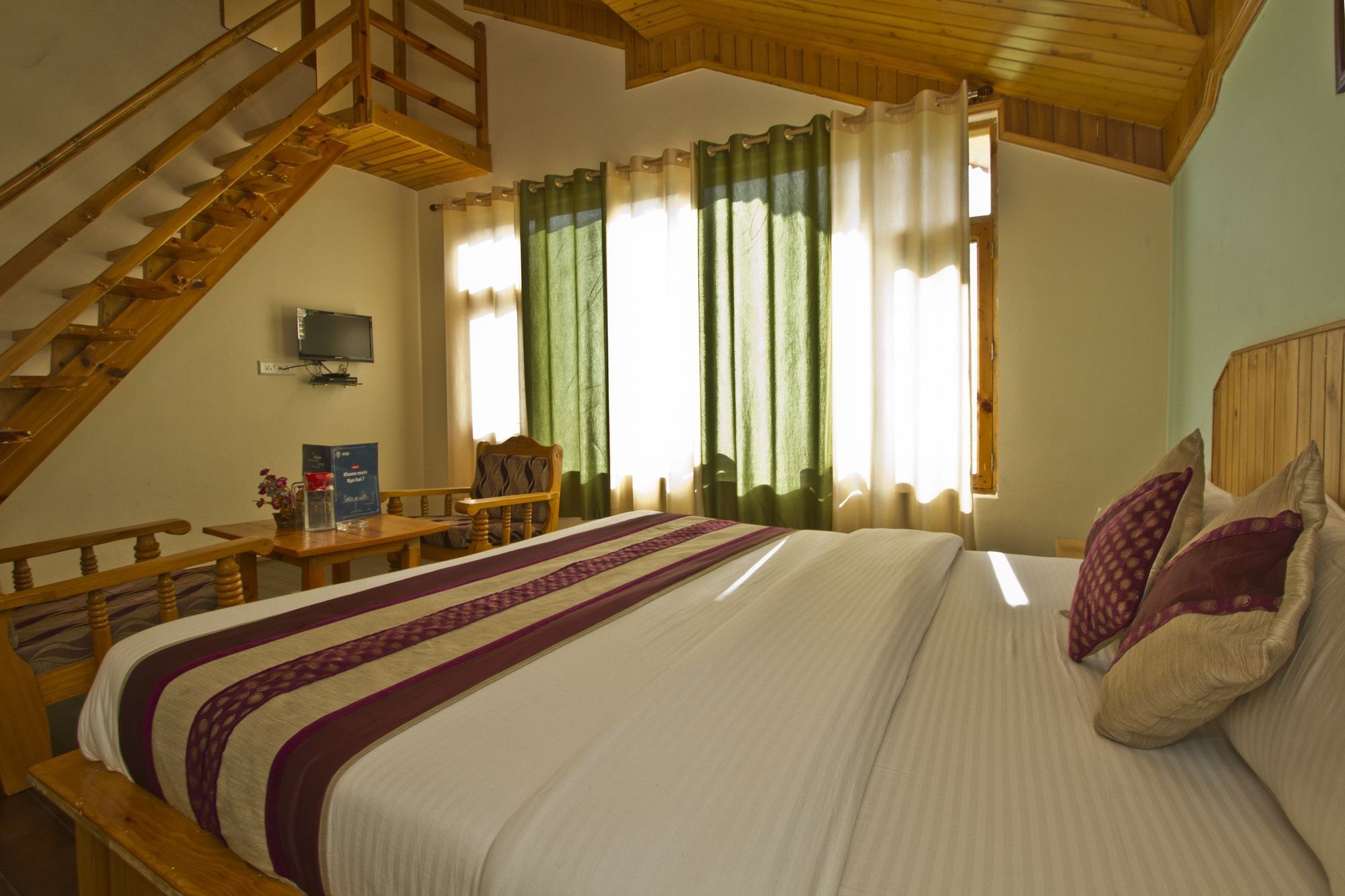 Hotel Mountain Face مايالي المظهر الخارجي الصورة